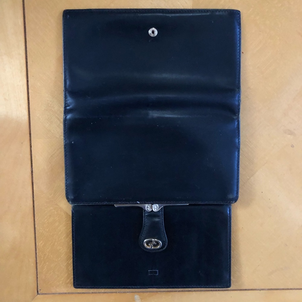 Vintage Gucci Wallet - Picture 2 of 8